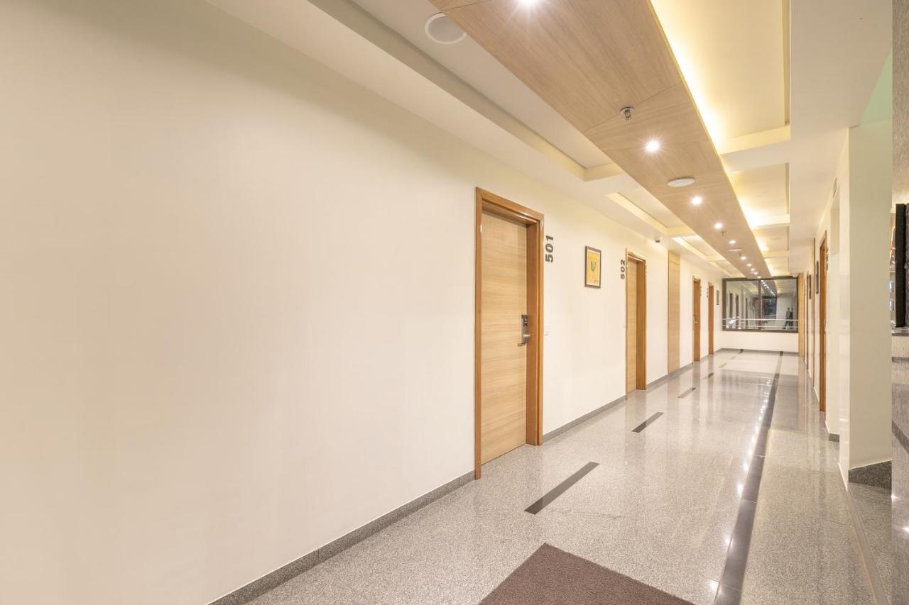 Hotel Silvera Grand Ahmedabad Ngoại thất bức ảnh