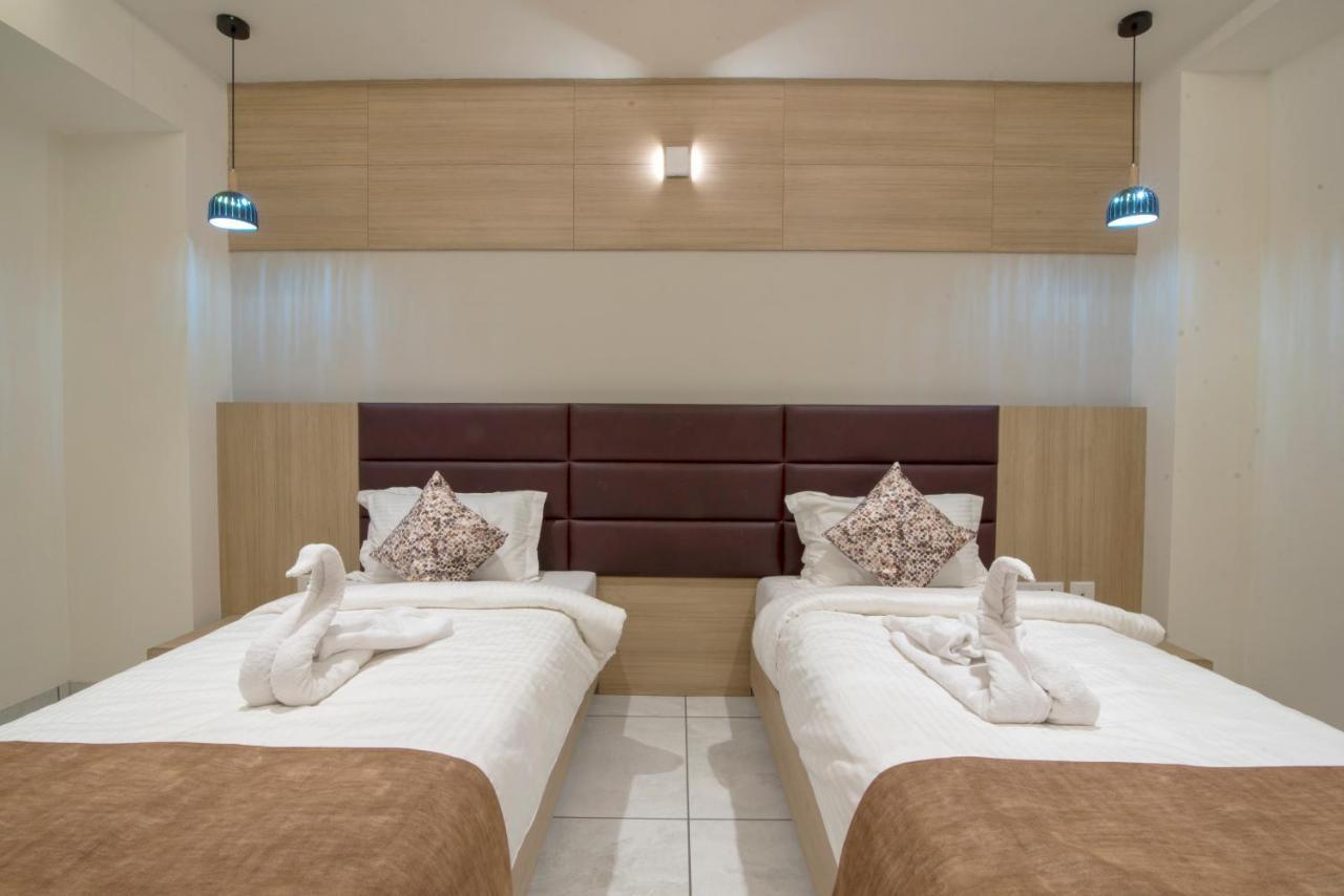 Hotel Silvera Grand Ahmedabad Ngoại thất bức ảnh